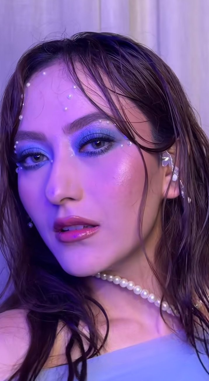 Flawina Academy makeup artistry